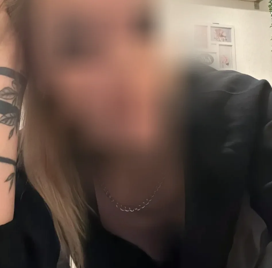 Fabienne, 29