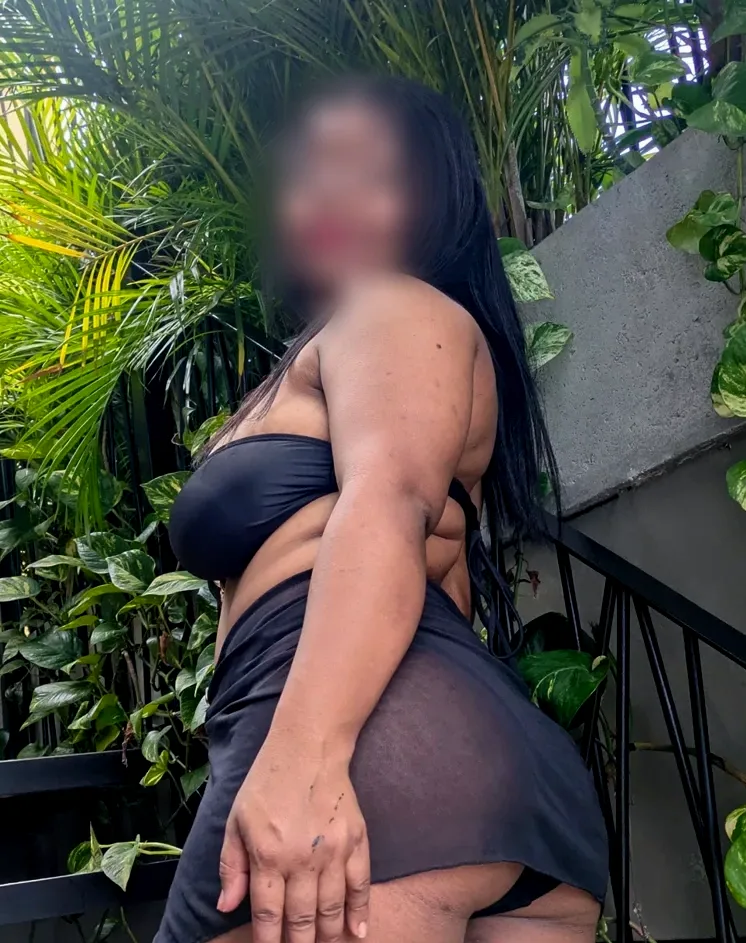 Linda, 22