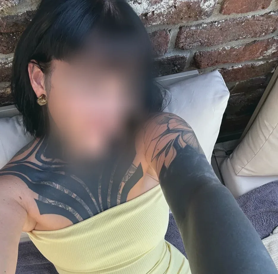 Lotta, 35