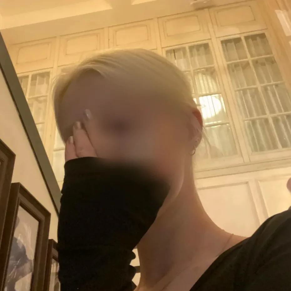 Michelle, 24